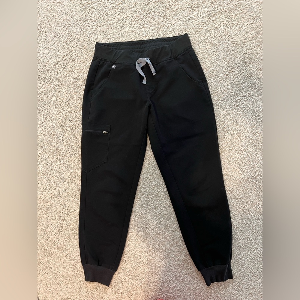 Women’s Figs Zamora Jogger scrub pants